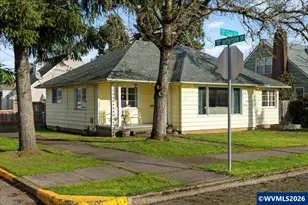 210 SE Clay St, Dallas, OR 97338 - Photo 2