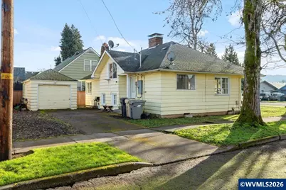 210 SE Clay St, Dallas, OR 97338 - Photo 4