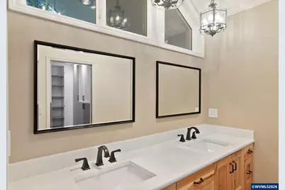 6491 Guava Ct NE, Salem, OR 97305 - Photo 32