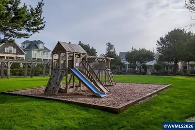 2793 SW Anemone Av, Lincoln City, OR 97367 - Photo 44