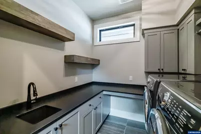 212 Kurth Meadows Av SE, Salem, OR 97306 - Photo 20