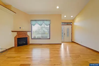 424 13th St, Aumsville, OR 97325 - Photo 8