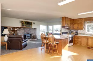 5704 NE Keene Rd, Gervais, OR 97026 - Photo 8