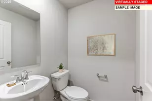 720 Merriott Ln, Woodburn, OR 97071 - Photo 8