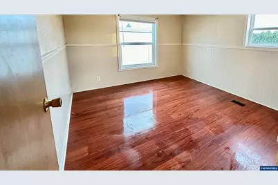 5422 Portland #117 Rd NE, Salem, OR 97305 - Photo 22