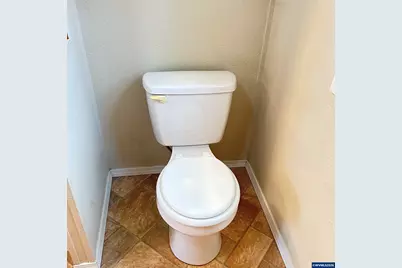 5422 Portland #117 Rd NE, Salem, OR 97305 - Photo 28