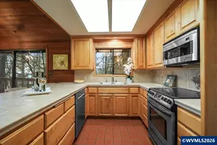 5000 NW Crescent Valley Dr, Corvallis, OR 97330 - Photo 22