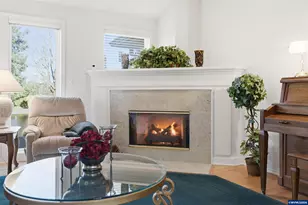 6428 Castle Lake Ct N, Keizer, OR 97303 - Photo 10