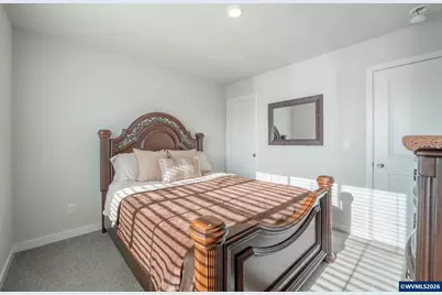 1343 Parkside Av, Woodburn, OR 97071 - Photo 18