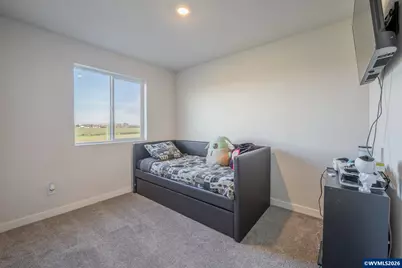 1343 Parkside Av, Woodburn, OR 97071 - Photo 24