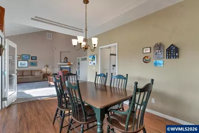 838 Hazeltine Av SE, Salem, OR 97306 - Photo 18