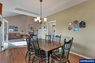 838 Hazeltine Ave SE, Salem, OR 97306 - Photo 18