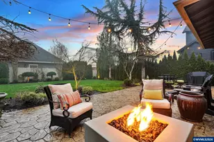 2863 Olympic St, Woodburn, OR 97071 - Photo 32