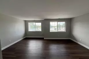 1815 S Skyline Ct, Salem, OR 97306 - Photo 2