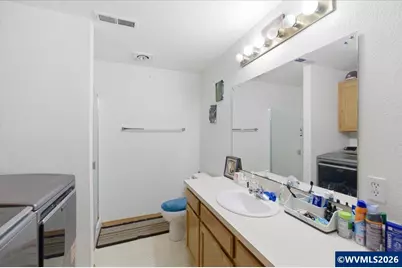 1815 S Skyline Ct, Salem, OR 97306 - Photo 36