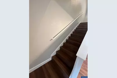 1815 S Skyline Ct, Salem, OR 97306 - Photo 12