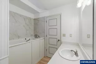 2420 Railroad Ct SE, Albany, OR 97322 - Photo 20