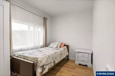 1923 Waymire St NW, Salem, OR 97304 - Photo 22