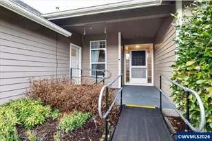 1923 Waymire St NW, Salem, OR 97304 - Photo 4