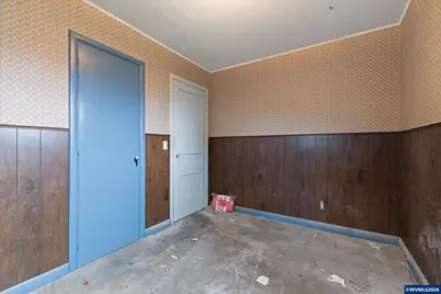 20294 Neil St, Saint Paul, OR 97137 - Photo 14