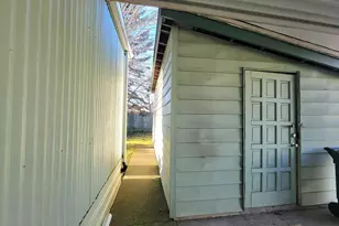 1199 N Terry #309 St, Eugene, OR 97402 - Photo 4