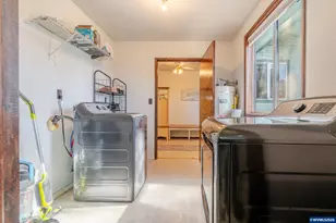 40352 Holley Heights Lp, Sweet Home, OR 97386 - Photo 36