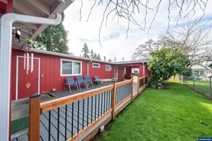 1090 SE 3rd Ave, Mill City, OR 97360 - Photo 24