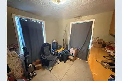 620 23rd St SE, Salem, OR 97301 - Photo 2