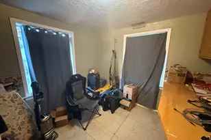 620 23rd St SE, Salem, OR 97301 - Photo 2