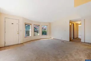 3680 NE Osborn Av, Salem, OR 97301 - Photo 6