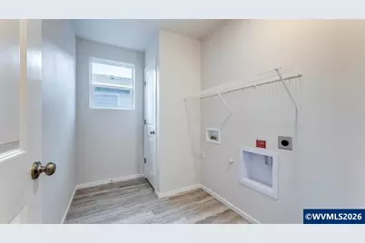 419 Peitro St NE, Salem, OR 97301 - Photo 26