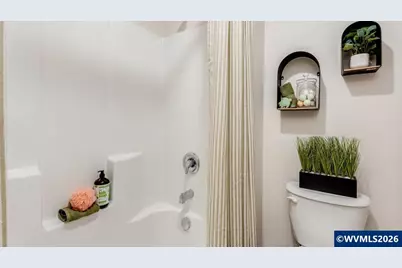 427 Pietro St NE, Salem, OR 97301 - Photo 24