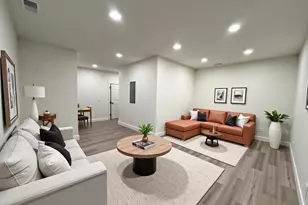 812 Hawk Dr, Silverton, OR 97381 - Photo 10