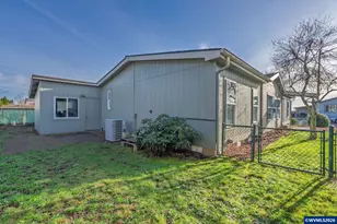 11105 Main St NE, Donald, OR 97020 - Photo 22