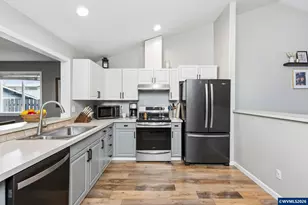 4851 Saunter Lp NE, Salem, OR 97305 - Photo 10