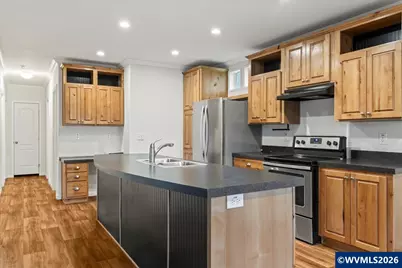 7136 S King St, Canby, OR 97013 - Photo 14