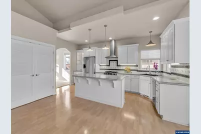 1997 NW Penny Ln, McMinnville, OR 97128 - Photo 12