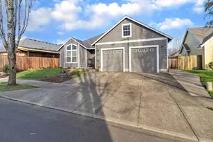 1997 NW Penny Ln, McMinnville, OR 97128 - Photo 2