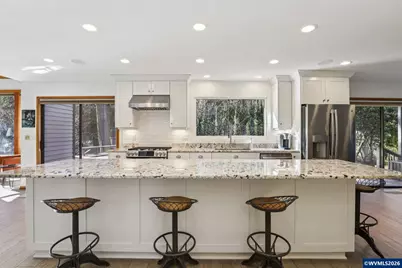 928 Barger St, Silverton, OR 97381 - Photo 10