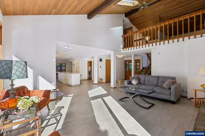 928 Barger St, Silverton, OR 97381 - Photo 8