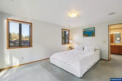 928 Barger St, Silverton, OR 97381 - Photo 16