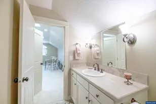 705 SE Stoneridge Ln, Dallas, OR 97338 - Photo 26