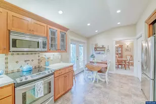 705 SE Stoneridge Ln, Dallas, OR 97338 - Photo 10