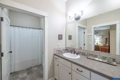 705 SE Stoneridge Ln, Dallas, OR 97338 - Photo 18