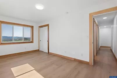 383 Ridgecrest Dr, Roseburg, OR 97471 - Photo 28