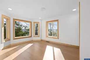 383 Ridgecrest Dr, Roseburg, OR 97471 - Photo 32