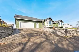 383 Ridgecrest Dr, Roseburg, OR 97471 - Photo 46
