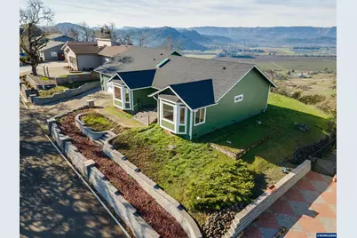 383 Ridgecrest Dr, Roseburg, OR 97471 - Photo 42