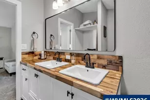 1997 SE Virginia Dr, Dallas, OR 97338 - Photo 22