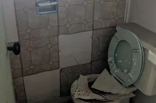 596 14th St SE, Salem, OR 97301 - Photo 14